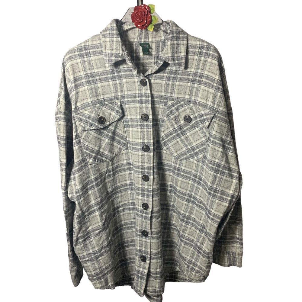 WILD FABLE Flannel Button Up Long Sleeves Shacket